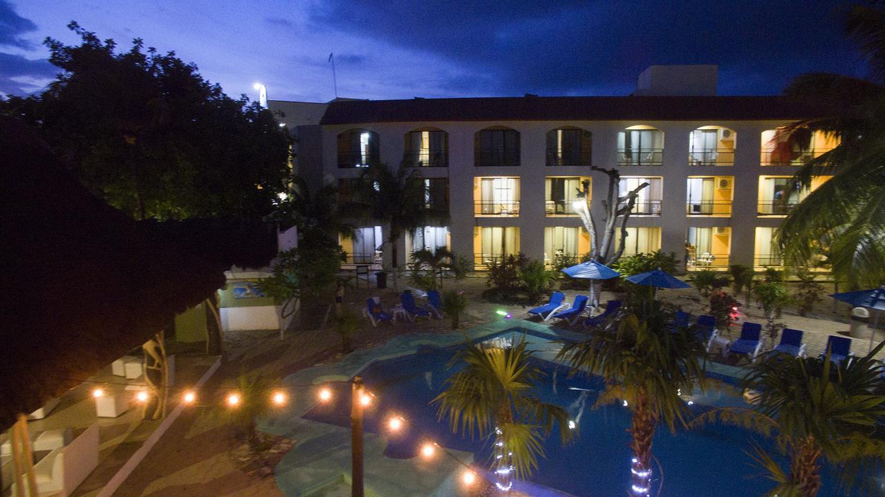 Hotel Posada Del Mar Isla Mujeres Exteriör bild